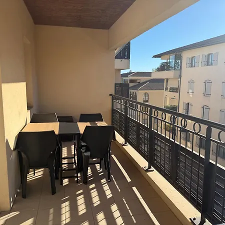 Апартаменты Superbe A Avec Place De Parking