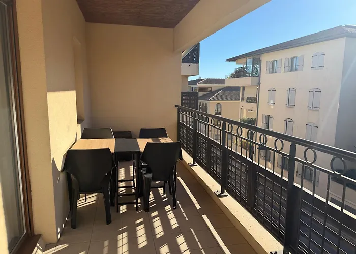 Appartement Superbe A Avec Place De Parking
