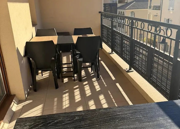 Appartement Superbe A Avec Place De Parking