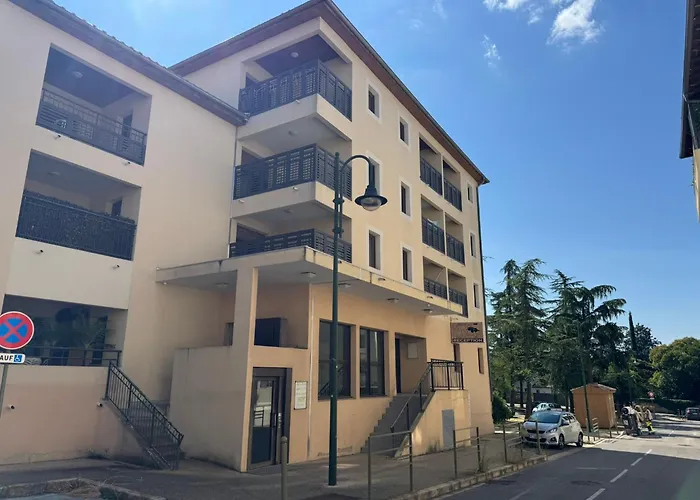 Appartement Superbe A Avec Place De Parking *